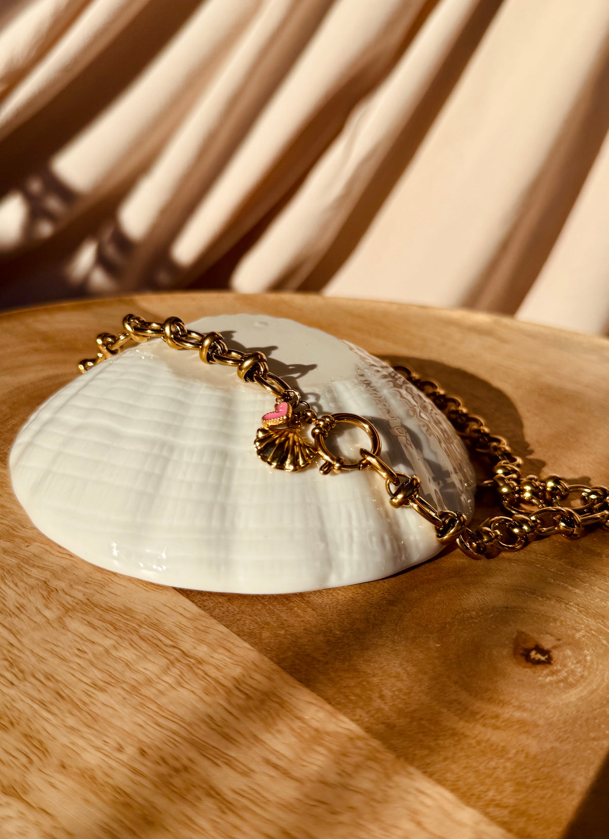 Collier Prague